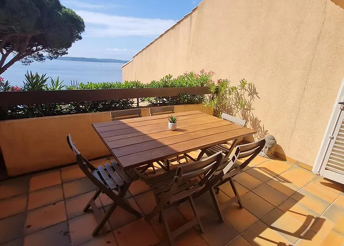 Triplex 4 Pieces, Vue Mer, Piscine, Parking, Animaux Admis A - Fr-1-780-44 Lejlighed Sainte-Maxime