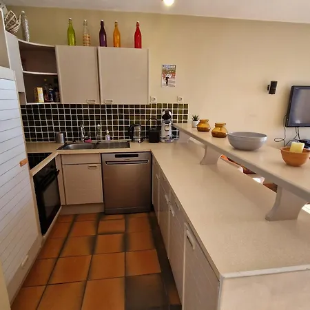 Apartment Triplex 4 Pieces, Vue Mer, Piscine, Parking, Animaux Admis A - Fr-1-780-44 Sainte-Maxime