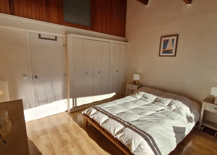 4 Pièces Avec Piscine Et Garage à - Fr-1-780-44 Apartamento *