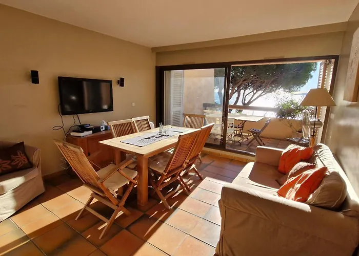 Apartamento 4 Pièces Avec Piscine Et Garage à - Fr-1-780-44