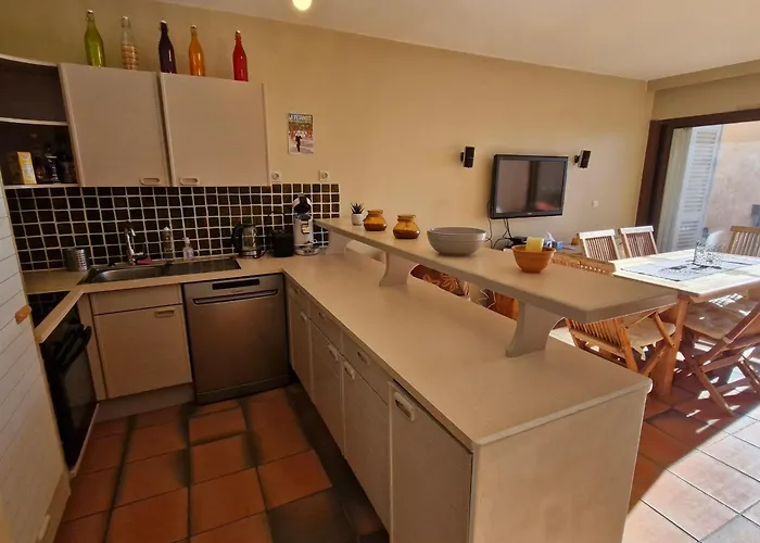 Triplex 4 Pieces, Vue Mer, Piscine, Parking, Animaux Admis A - Fr-1-780-44 Daire Sainte-Maxime