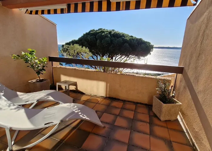 4 Pièces Avec Piscine Et Garage à - Fr-1-780-44 Apartamento